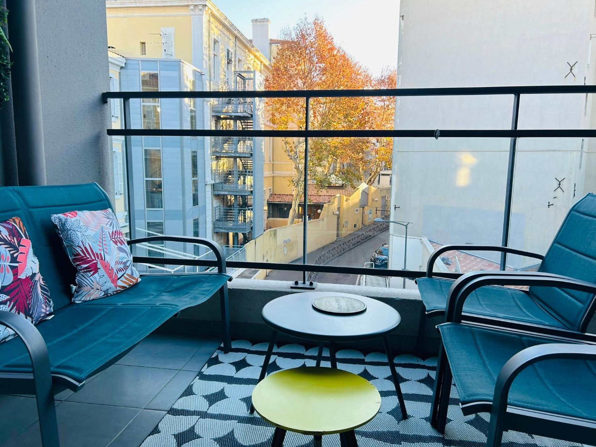 Le 13Or - Appartement De Charme En Plein Centre Ville Avec Parking Et Jolie Terrasse - Panier Joliette Vieux Port マルセイユ エクステリア 写真